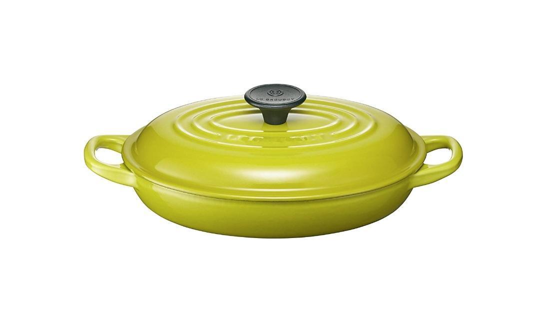 ルクルーゼビュッフェキャセロール26cm。日本の食卓にぴったりで愛用中